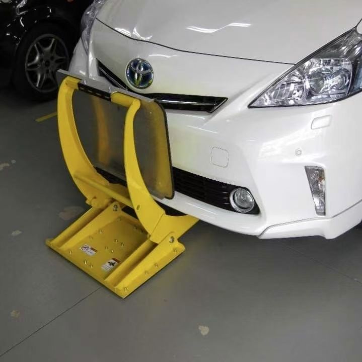 Areas Where Vehicles Travel At Low Speeds Traffic Barrier Part Replaceable Design Ensuring Easy Maintenance Traffic Safety