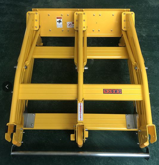 25kg Lightweight Portable Vehicle Barricades with Electrostatic Spraying and Foldable Structure for Traffic Control